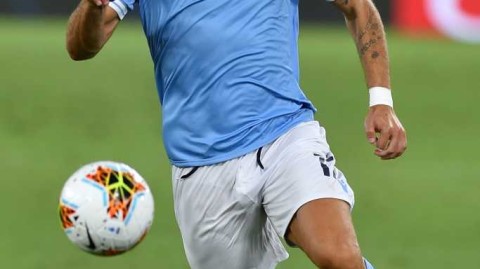 意甲封神夜：因莫比莱一剑定乾坤，三十五球登顶欧洲之巅