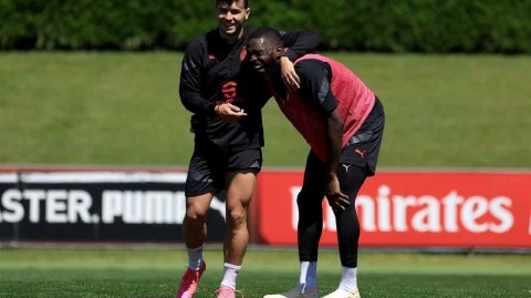 红黑军团意甲争冠前夕的卡伊拉泰备战实录