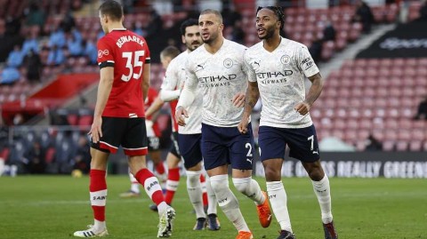 南安普敦零比一曼城 德布劳内妙射助攻斯特林一击制胜