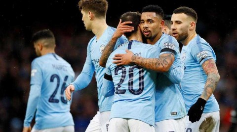 伊蒂哈德的华丽乐章：曼城五球狂胜伯恩利晋级