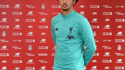 柯蒂斯·琼斯：续约红军，这是童年梦想成真的荣耀时刻