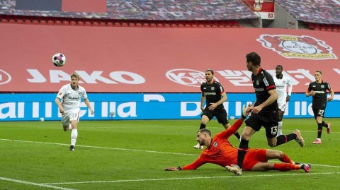 拜利传射建功，勒沃库森主场三球完胜法兰克福