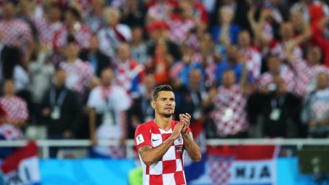 格子军团的爱心援助：克罗地亚国家队为疫情与地震灾区捐款