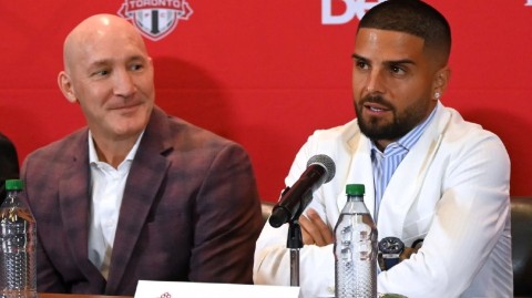 蓝衣军团冠军翼锋驾临北美 因西涅开启多伦多新征程