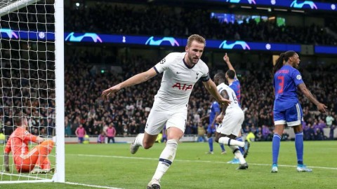 欧冠疯狂一夜：热刺两球落后演惊天逆转，凯恩创纪录锁定胜局