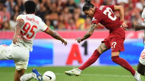 红牛主场掀波澜 红军热身遭阻击