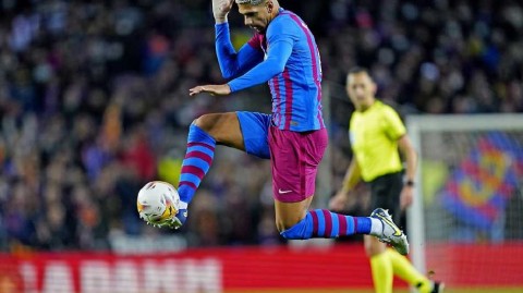 巴萨守护神的续约与坚守