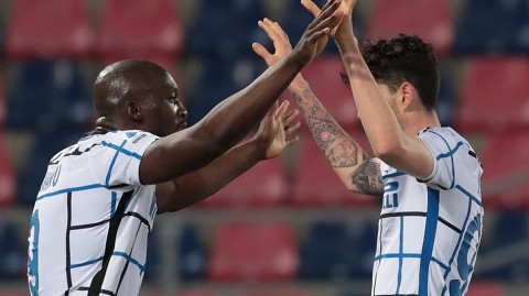 蓝黑军团攻克达拉拉 卢卡库一剑封喉定乾坤