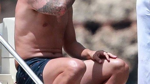 格列兹曼度假身材引热议，加盟巴萨前需先减重？