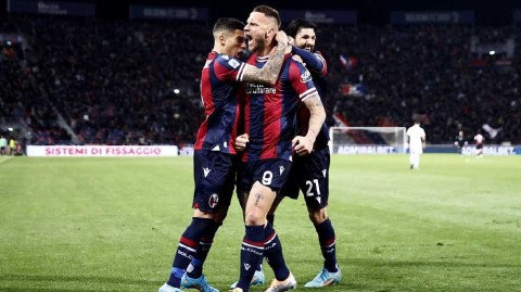 博洛尼亚力克桑普多利亚 阿瑙托维奇双响锁定胜局