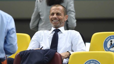 欧洲杯奇迹之夜：瑞士军刀出鞘，斩落世界冠军于布加勒斯特