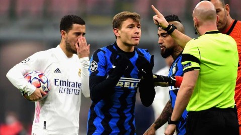 欧冠圣西罗奏凯歌 阿扎尔点射破荒皇马完胜十人国米