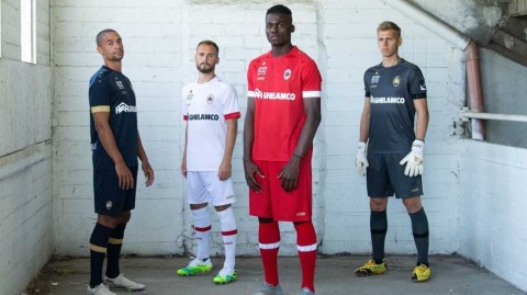 比利时安特卫普足球俱乐部全新赛季战袍正式亮相