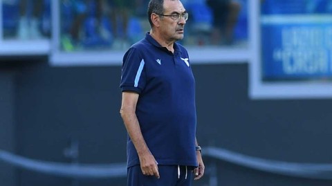 怒火与禁赛：萨里在米兰城的那一夜，以及一根香烟的代价