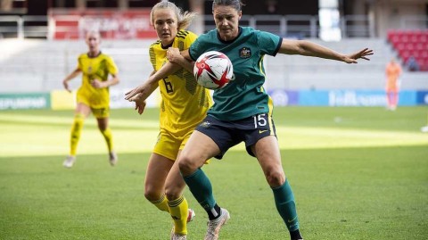 北欧海盗与袋鼠军团的冷静对垒：回溯2021年盛夏那场0-0的友谊赛