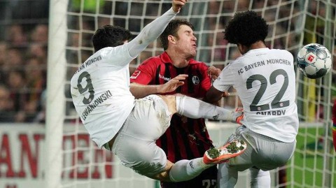 德甲第16轮：拜仁客场三比一力克弗赖堡，冬日战火点燃争冠希望