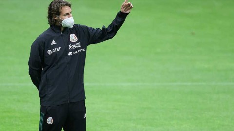 墨西哥足球记忆：镜头下的晋级之路与荣耀时刻