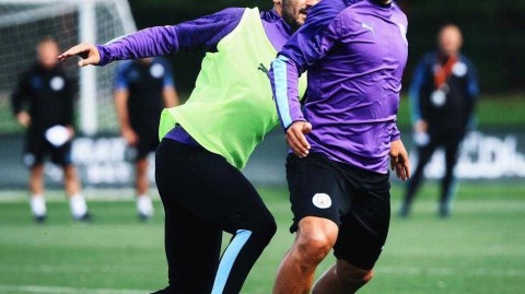 曼城备战训练：网红飞翼闪耀伊蒂哈德基地