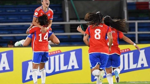 智利女足逆转胜厄瓜多尔 美洲杯小组赛激烈对决