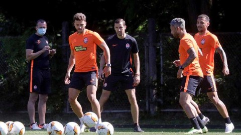 欧联杯战前直击：顿涅茨克矿工厉兵秣马，静待狼堡终极对决