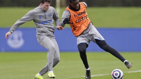 古迪逊公园号角响起：埃弗顿众将厉兵秣马静待英超第28轮激战