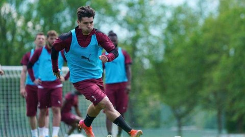 红黑军团潜心备战，瓦雷泽基地的冲刺时刻