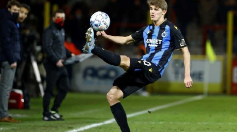 红黑军团迎新翼比利时金童绘华章