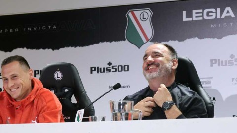 硝烟弥漫华沙城，布拉格斯拉维亚静待欧联终极决战