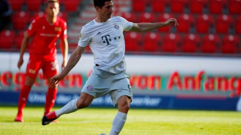 空场复赛显温情，拜仁客场两球力克柏林联合