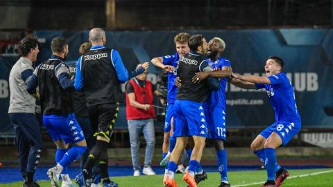 恩波利主场逆转博洛尼亚锁定保级关键胜局