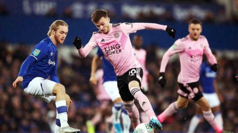 古迪逊公园的戏剧之夜：埃弗顿与莱斯特城联袂演绎点球悲喜