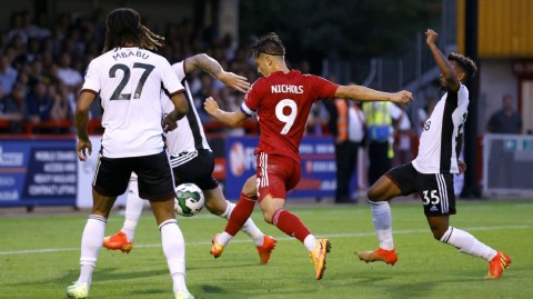 英联杯之夜：克劳利镇爆冷力克富勒姆