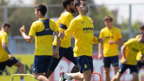 欧联杯决赛前夜 潜水艇的最后演练