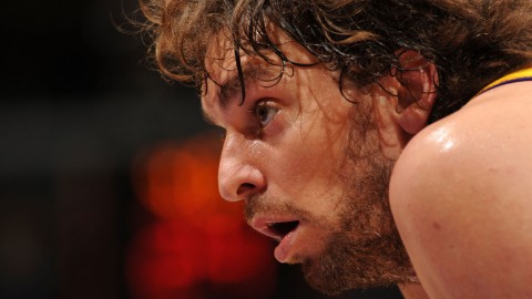 致敬经典：回眸2008季前赛紫金军团的荣光时刻