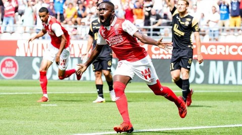 法甲疯狂之夜兰斯与蒙彼利埃联袂上演进球大战