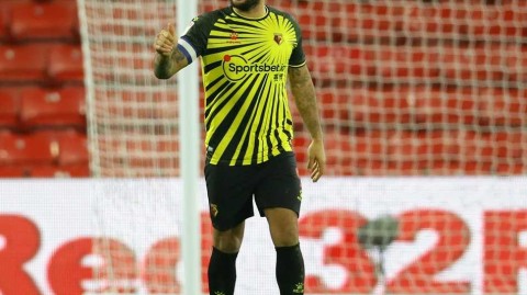 十一载春秋铸就传奇 沃特福德硬汉迪尼挥别大黄蜂