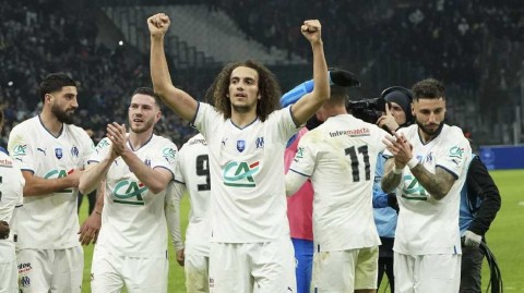 法国杯赛场马赛力克巴黎 十二载主场首胜终结宿敌征程