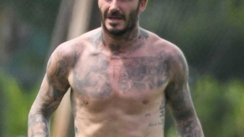 岁月雕刻的优雅：绿茵传奇退役后的身体管理典范