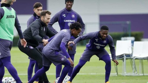 紫白军团深秋砺兵 安德莱赫特全力备战