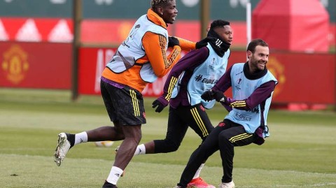 卡梅内斯球场前的最后演练：曼联的欧联杯荣耀之战