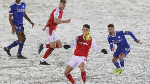 英冠风雪夜：罗瑟汉姆1比2卡迪夫城，本内特终场前献绝杀