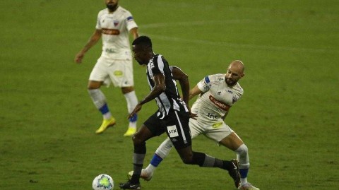 空场之下的激情对决：福塔莱萨客场掀翻博塔弗戈