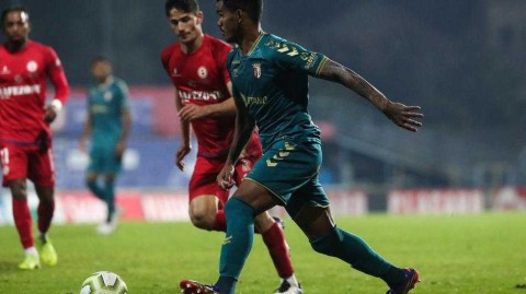 杯赛之夜：弱旅坚韧之光与布拉加的险胜晋级