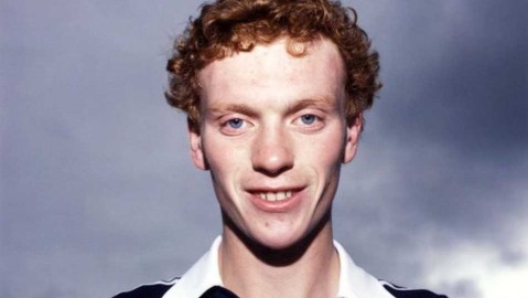 大卫·莫耶斯：从铁血中卫到传奇主帅的绿茵人生