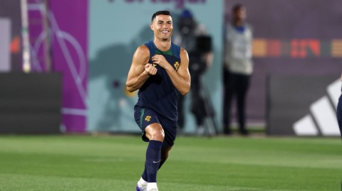 葡萄牙战前训练营：C罗笑容背后的夺冠雄心