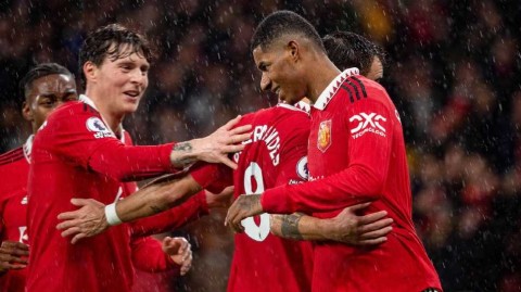 红魔主场扬威三球完胜樱桃军 拉什福德连场破门助曼联取四连胜