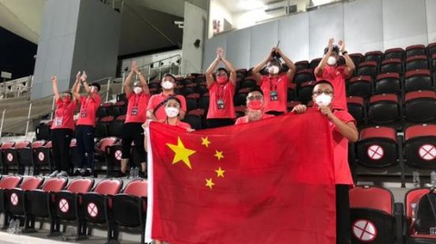 新疆球员驰骋国际赛场！邵佳一“新国足”首秀开门红2-0力克世界杯新军