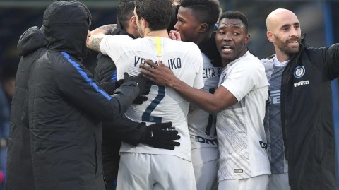 蓝黑军团客战擒敌，凯塔一剑封喉定乾坤