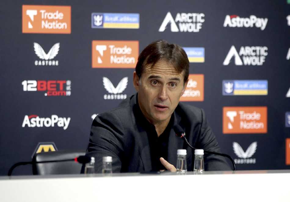 洛佩特吉在发布会上露出自信微笑，展现出对新征程的乐观